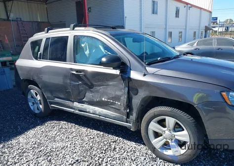 2017 Jeep Compass Sport 4X4 from USA, damaged, VIN 1C4NJDBBXHD169908